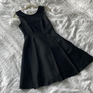 Kate Spade black dress. Size 6.
